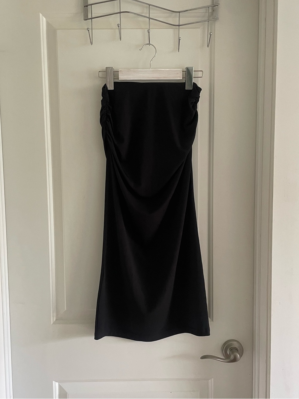 H&M Black Ruched Long Skirt